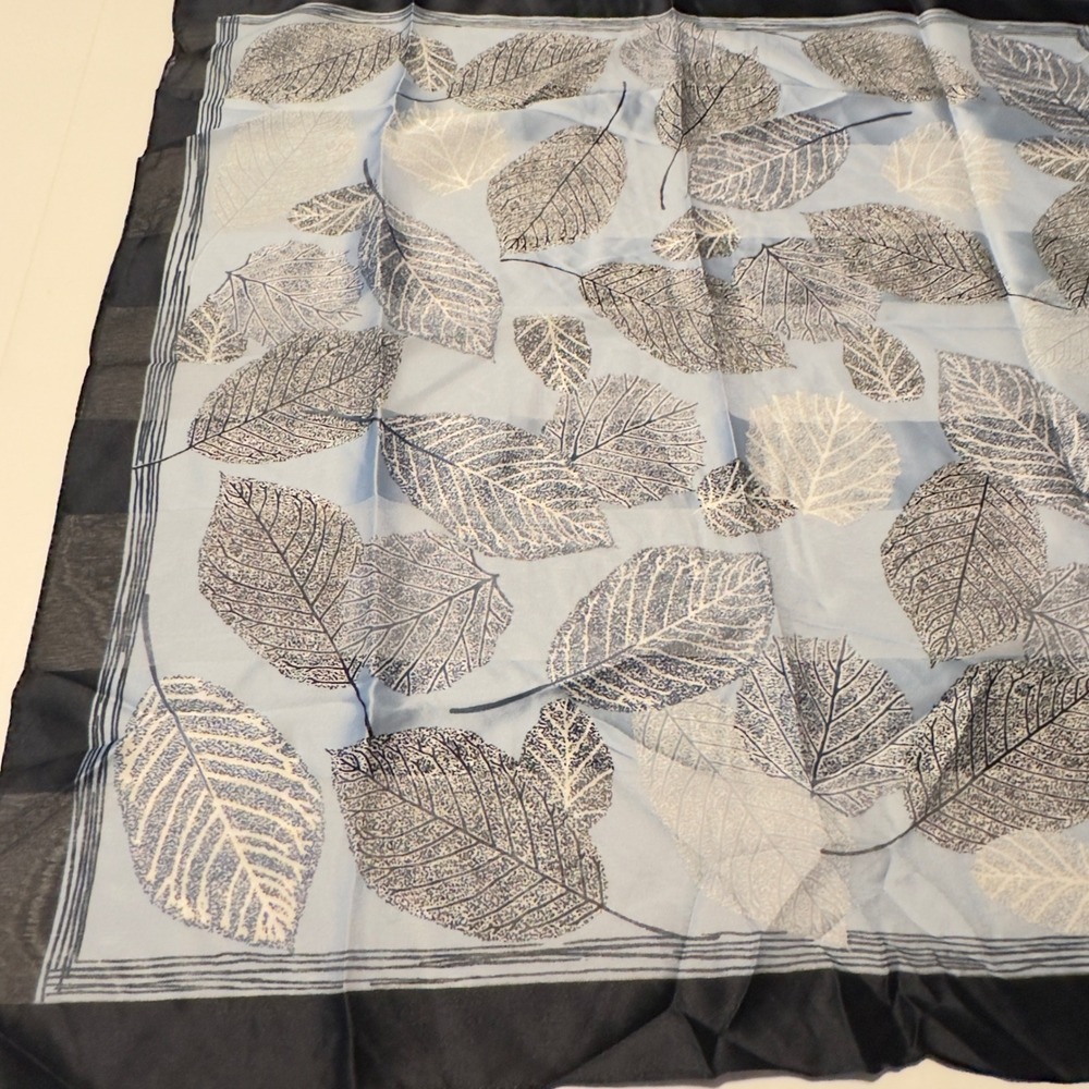 Kathie Lee Collection Blue Leaf Print Square Scarf Made in Italy NWT Vtg Y2K 90s - Picture 2 of 7